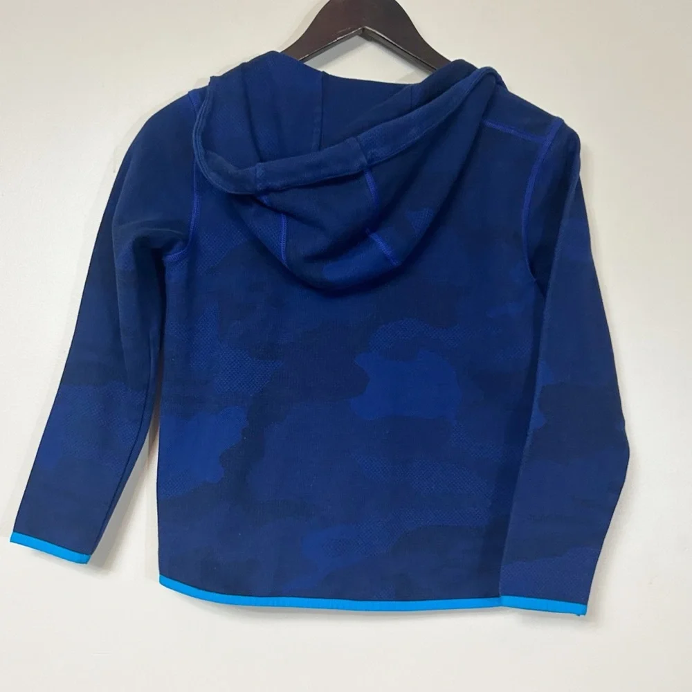 4/$25 Gap Fit navy blue camo zip up jacket kids L